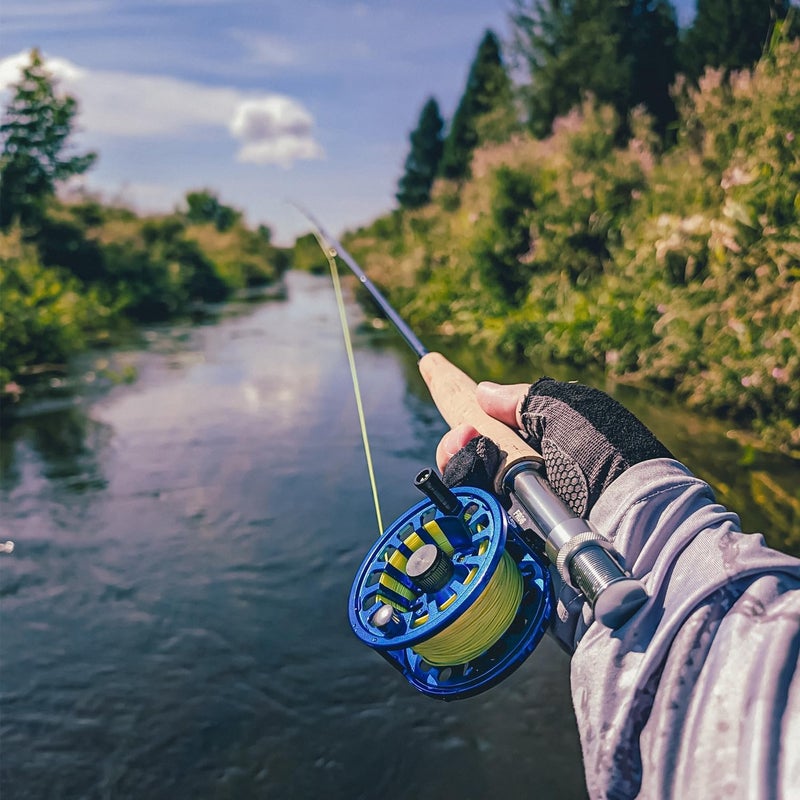 Raprance Fly Fishing Rod with Tube, 4-Sections, Medium Fast Action Freshwater Fly Rod, IM8 Carbon Fiber - Image 3